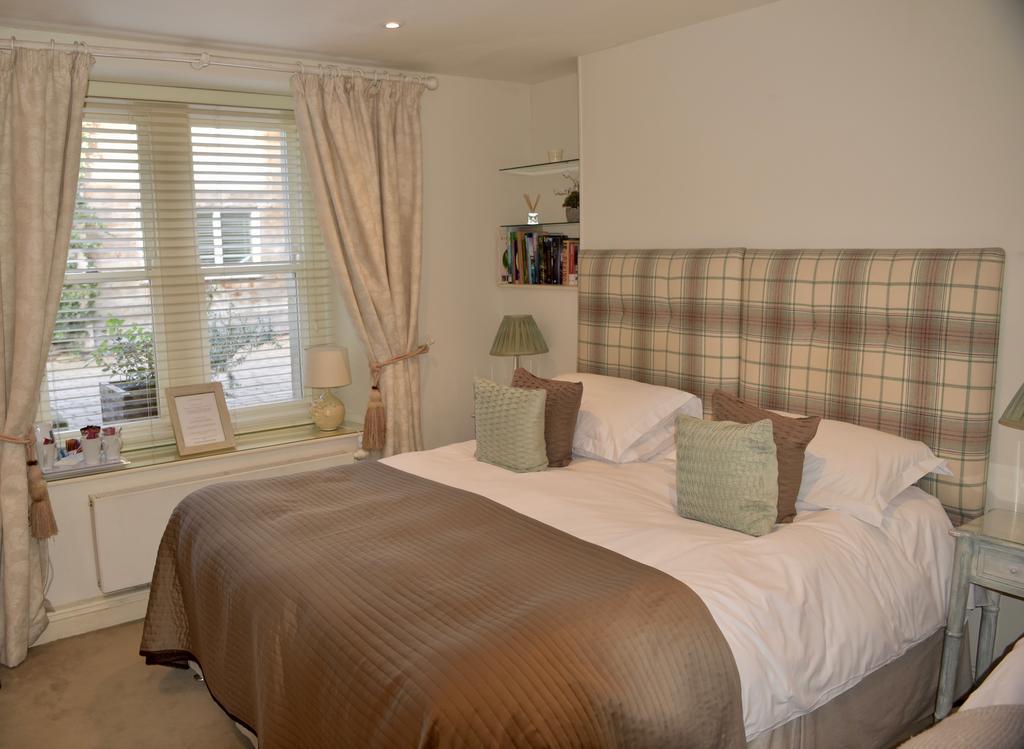 Lorne House Bed & Breakfast Box (Wiltshire) Exterior foto